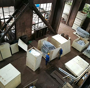 機(jī)械設(shè)備包裝箱現(xiàn)場打包